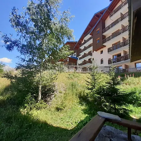 Club - Pour 2 Personnes Mae-9983 *
